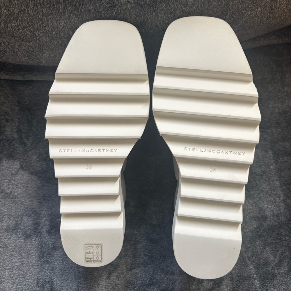 Stella McCartney Sneakelyse
Platform Wedge Zip Slide
Sandals White Size 38 EU - Picture 6 of 6